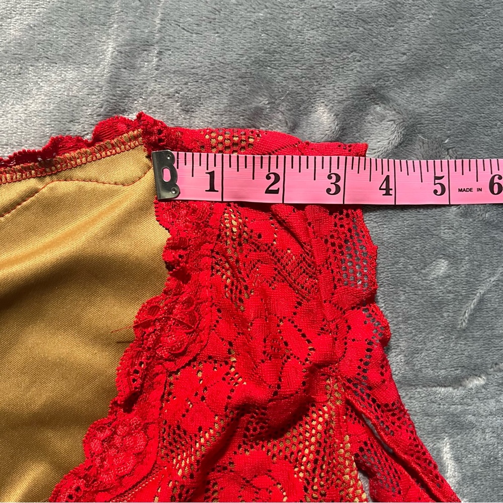 Red Lace V-Neck Top - Picture 6 of 7